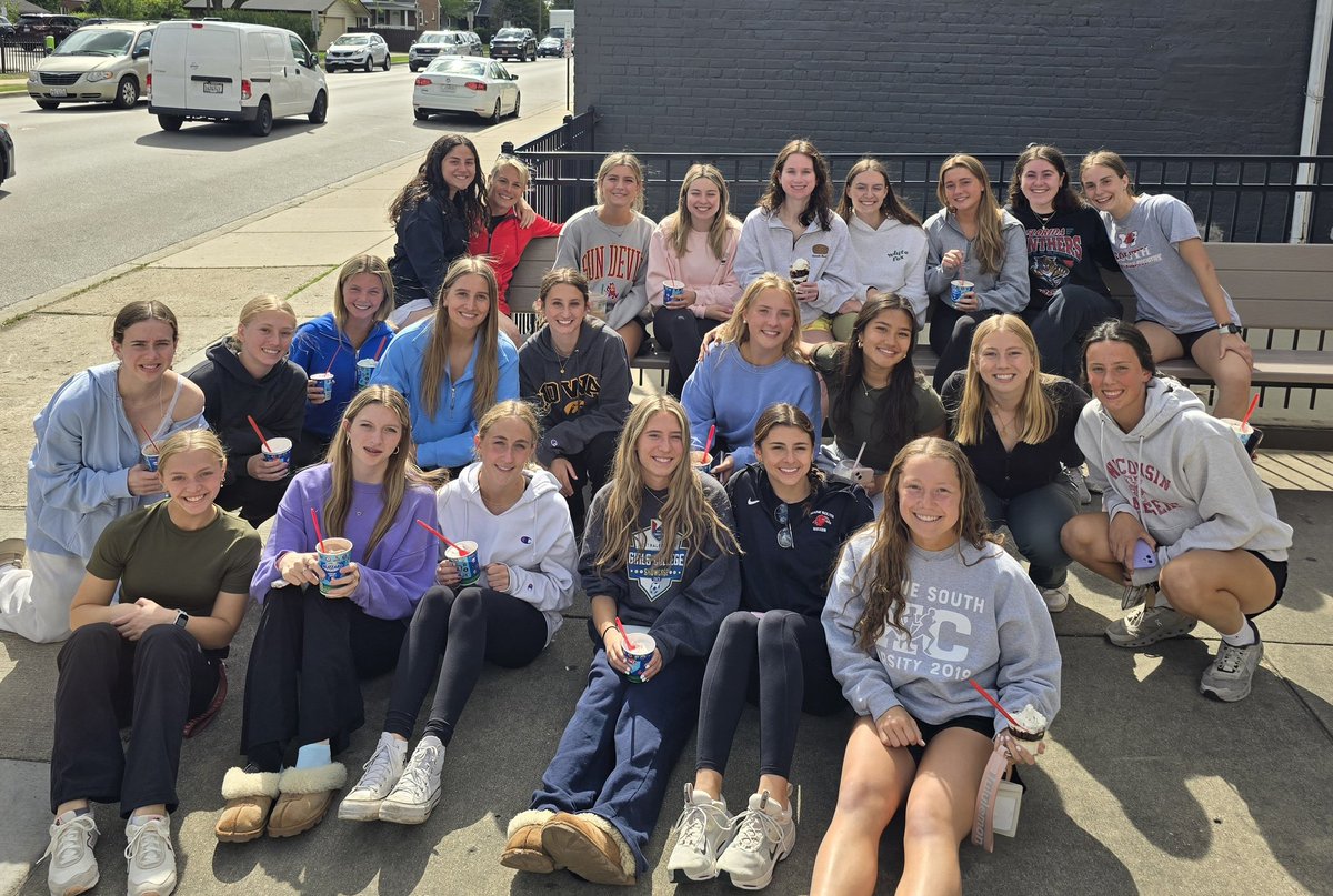 DQ day in the house...Have a great weekend Hawks!