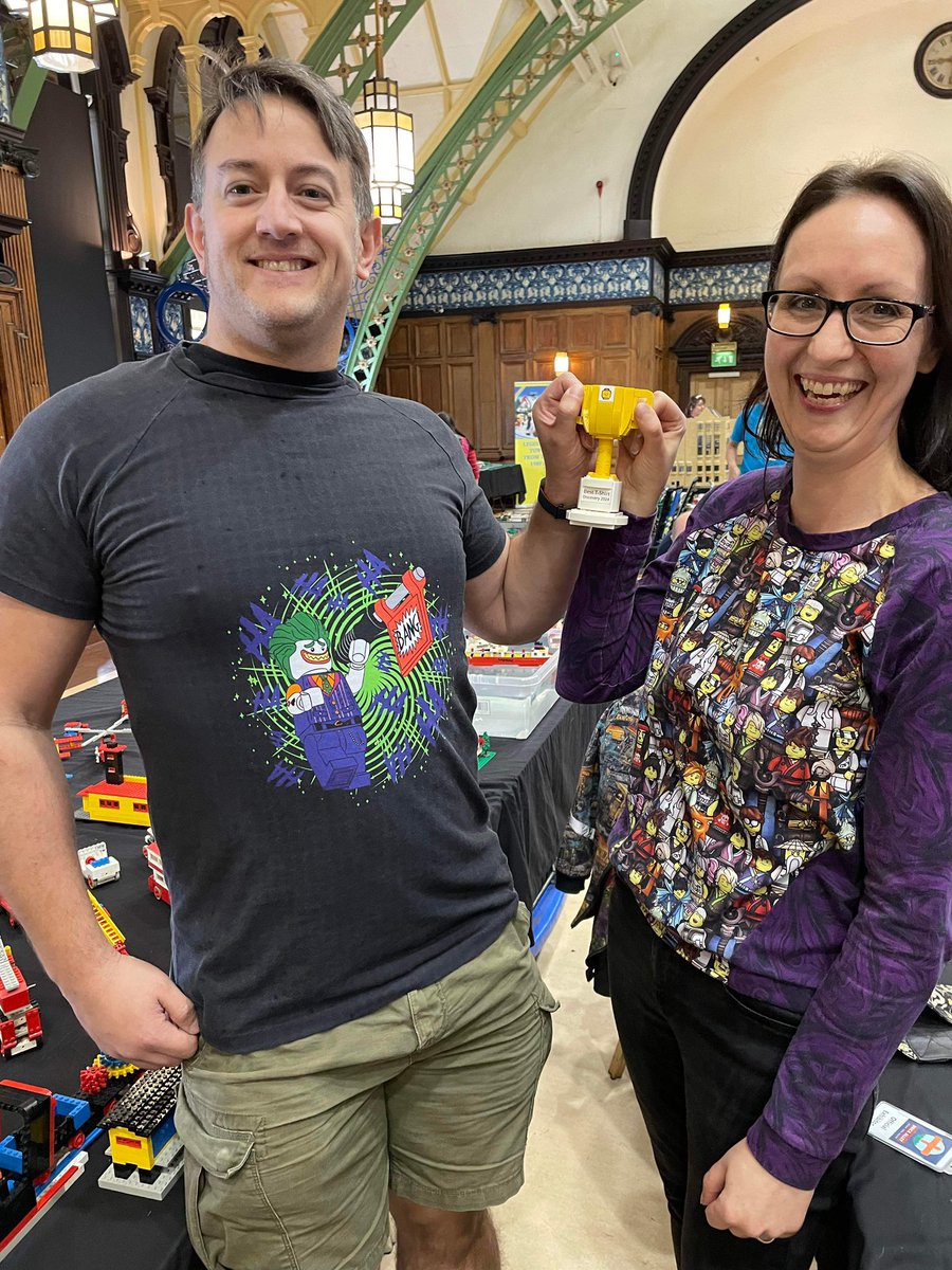 Another trophy winner from Discovery Brick Show - best “LEGO T-shirt” won by Rob Gray (and designed by Tiina!) #lego #discoverybrickshow