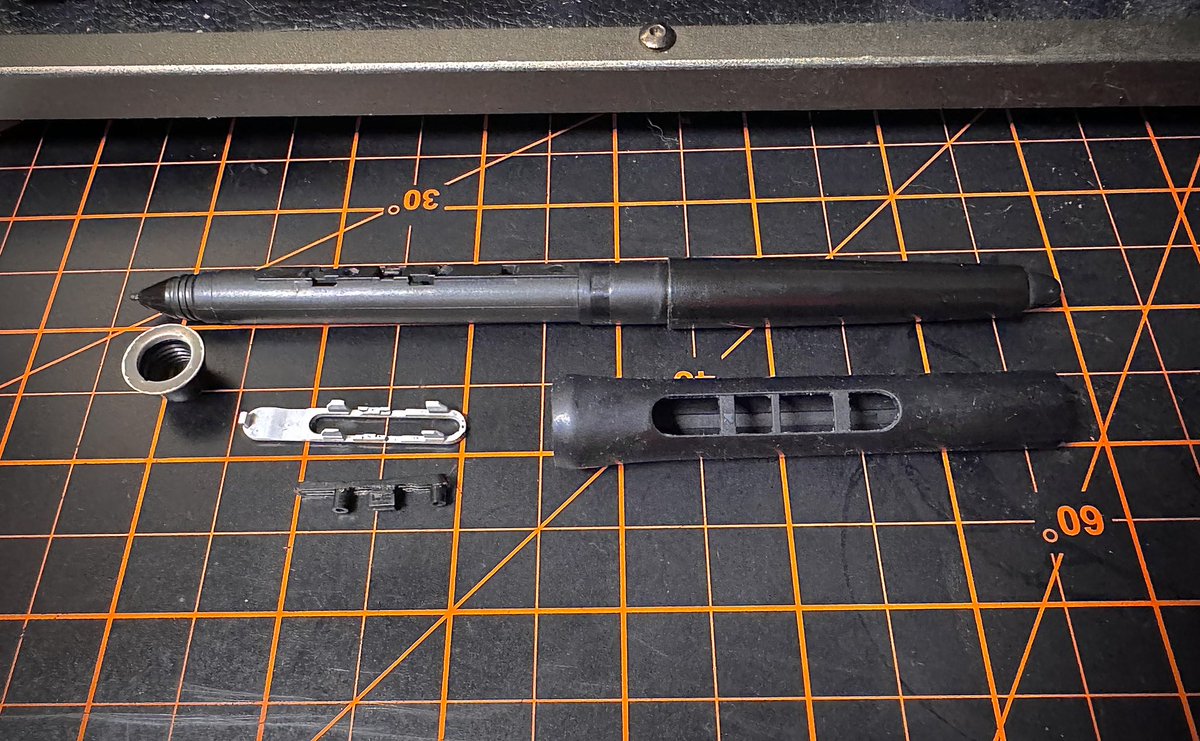 EMannLand's tweet image. Anyone have this happen to a  #wacomcintiq pen? lol
Thankfully I don’t need to do any art this weekend and I opened up the pen and letting am letting it air dry. My GF has some compatible pens and I ordered a spare if it is dead. 
 @wacom 
 #artistproblems  #hardstop