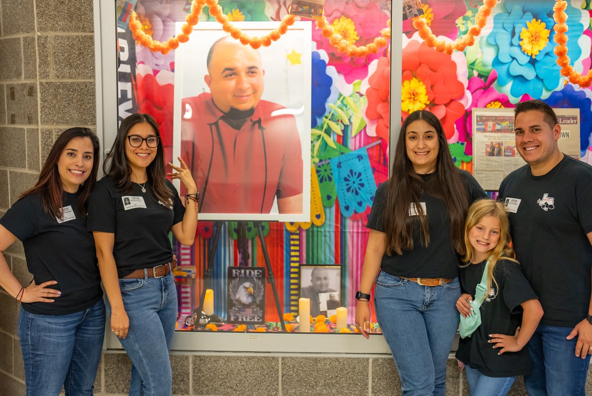 This morning we were honored to host our annual Mis Raíces Hispanic and Latino cultural celebration, which gives LISD students had the opportunity to share their incredible talents and cultural heritage with our campus and community! 📸 bit.ly/4bjiQe8