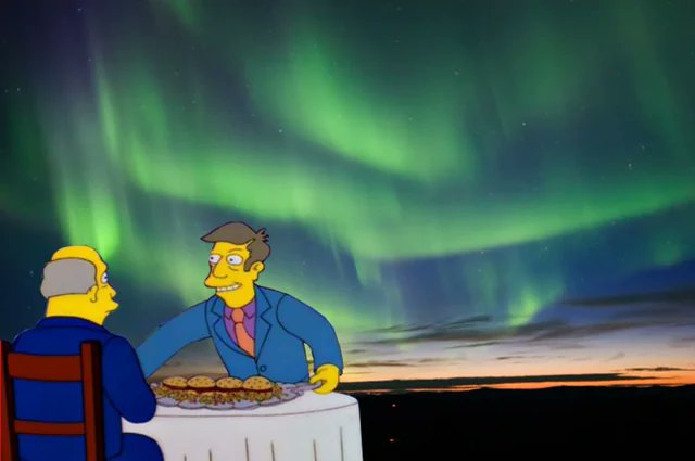 Aurora Borealis!? At this time of year, at this time of day, in this part of the country? #solarstorm #auroraborealis