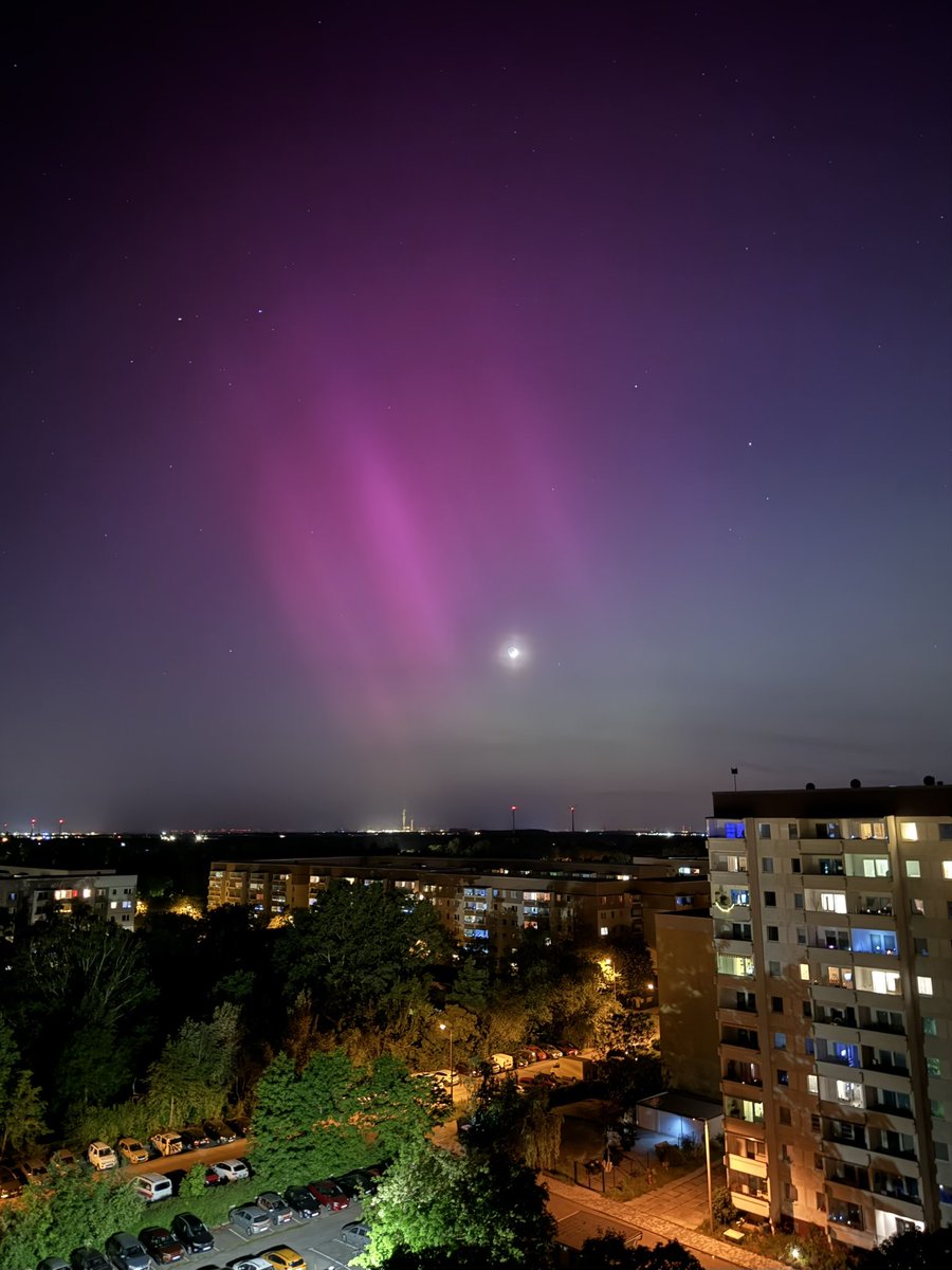 Acabamos de ver auroras boreales desde nuestra ventana!