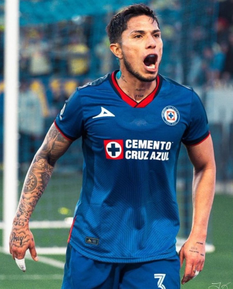 MrAzul97's tweet photo. Quien sea o cual sea que haya sido la razón por la cual este cabrón ha subido el nivel, solo le quiero decir:

¡Gracias infinitas!

No pudo llegar en mejor momento la subida de su juego. Y a los que ya lo dábamos por muerto, nos demostró que estábamos equivocados. 

#XLaDécima https://t.co/PRYvEncKZn
