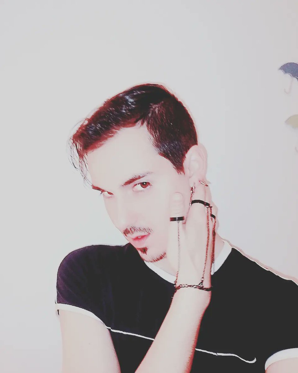 90s bitch!

How do you like the retro vibe of my songs?

#90sbitch #retro #vintage #photooftheday #photoshoot #photography #gay #queer #lgbtqia #iloveit #idontcare #idontcareiloveit #poll #TwitterX