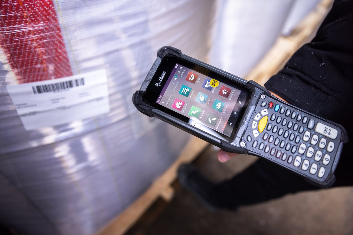TiArche's tweet photo. Odoo est partout et dans le scanner!
Odoo is everywhere &amp; in the scanner!
Chez notre client @OlimagSands 
At our client @OlimagSands 
Dans le cadre de l'intégration d'Odoo dans la compagnie.
credit photo: Harmony Le Reste
#Odoo #erp #manufacturing #inventorymanagement https://t.co/sYe4aF3AHr