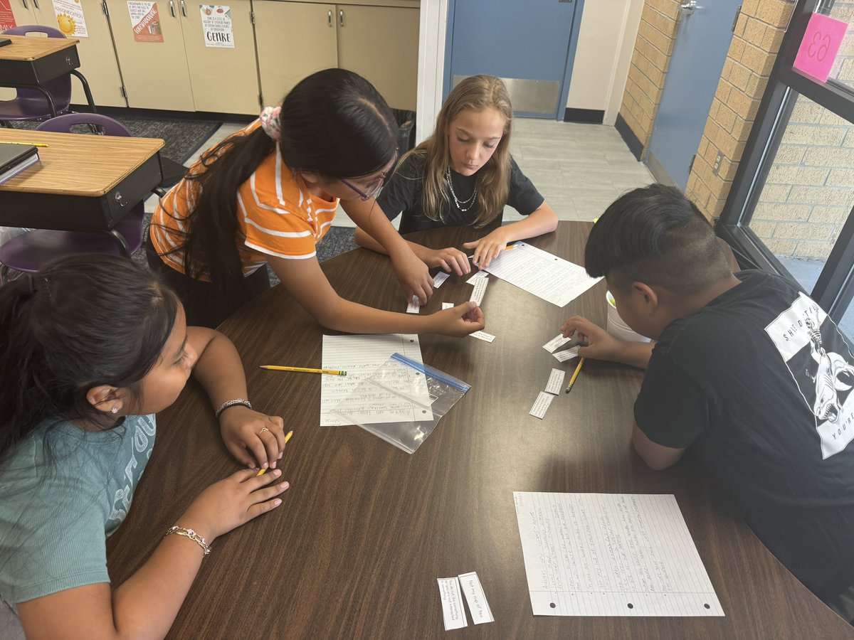 CondonsClass's tweet photo. We are sorting common adages with their meaning! #figuativelanguage @SpringCreekES https://t.co/vqPe0fB5uW
