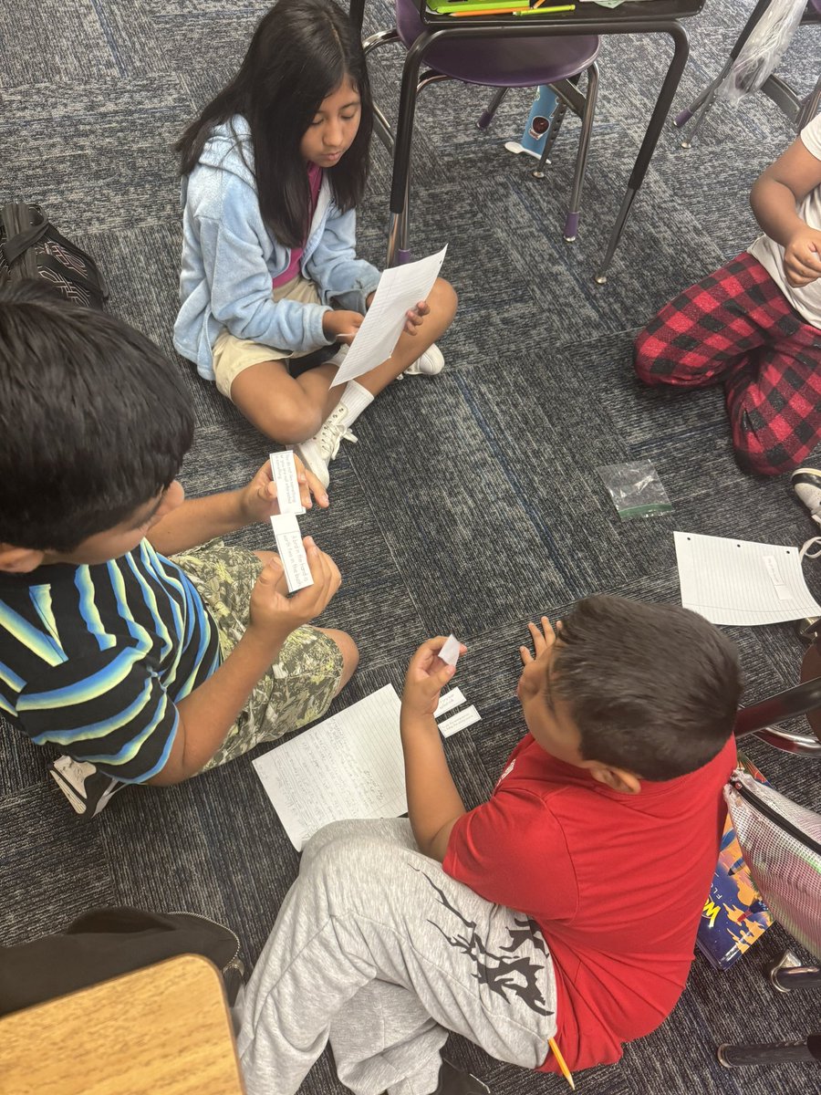 CondonsClass's tweet photo. We are sorting common adages with their meaning! #figuativelanguage @SpringCreekES https://t.co/vqPe0fB5uW