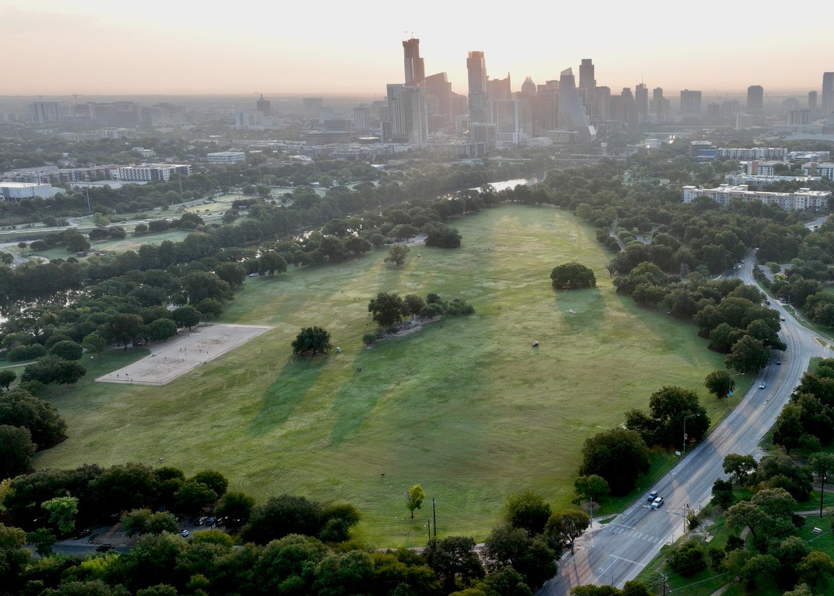 Parts of the Great Lawn at Zilker Park will be closed at times on Mon. 5/13, Tues. 5/14, & Thurs. 5/16 6am-3pm for a fertilizer application. Lou Neff Rd. will be closed on 5/13 6am-12pm. Parking is available at the Stratford Dr. gravel lot . More info: tinyurl.com/4e5tsemd