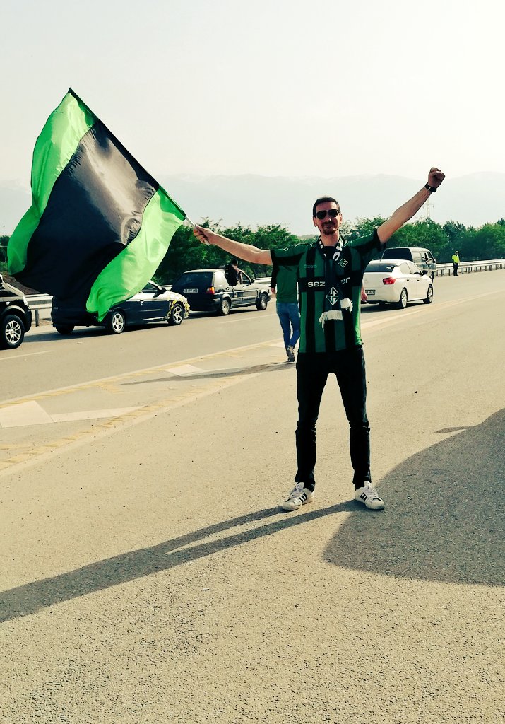 Sen inan, bir şehir gelecek arkandan 💚 🖤 🤫 <a href="/Sakaryaspor/">Sakaryaspor</a> <a href="/Tatangalar90/">Tatangalar</a>
#Tatangalar #Sakaryaspor