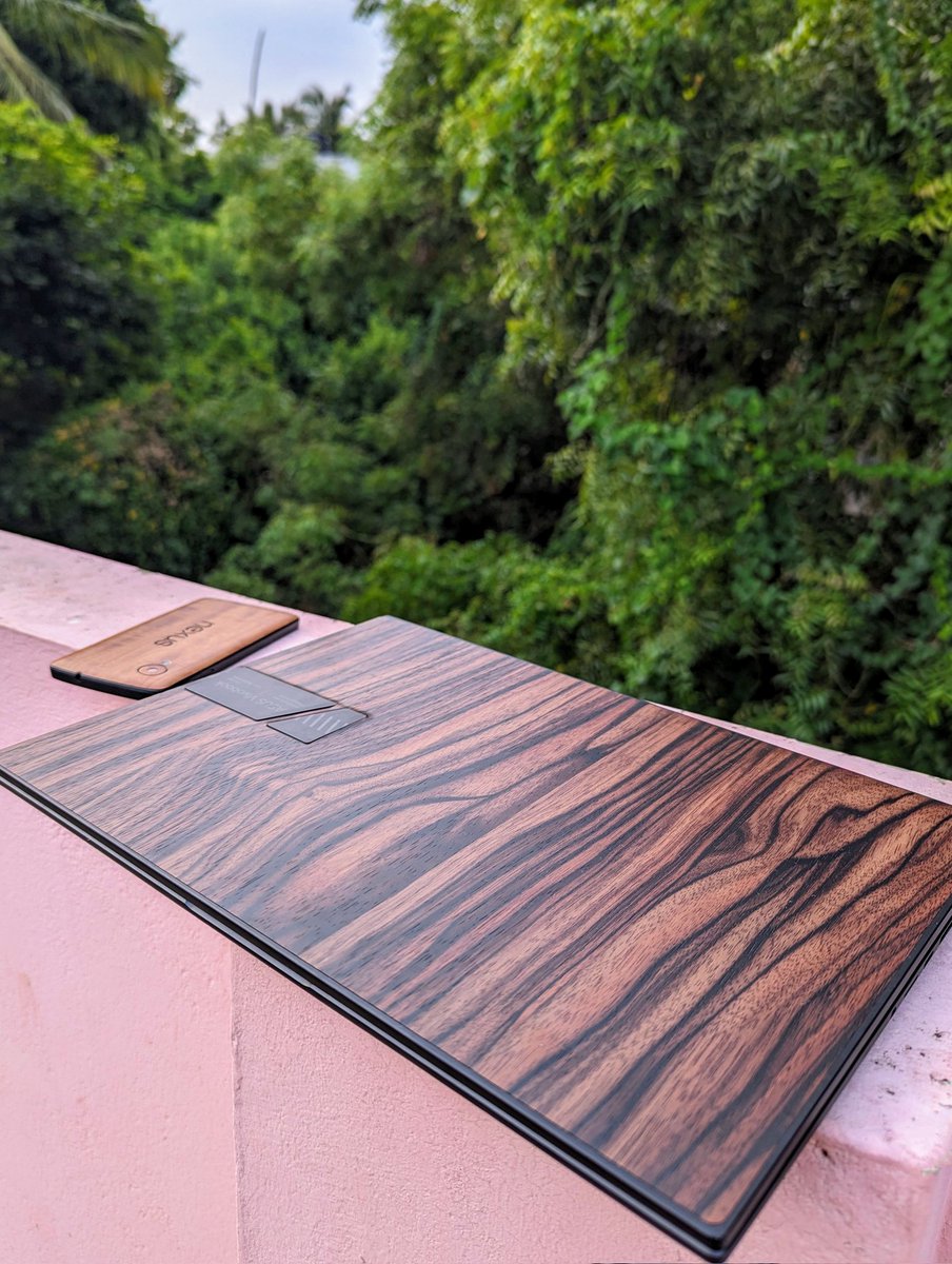 aunitstudios's tweet photo. @gadgetshieldz skin looks stunning on asus vivobook 14! better than i expected. https://t.co/qcul15FGj1