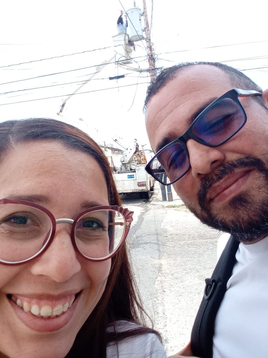 yhamygo's tweet photo. Muchas gracias Ministro Márquez @CorpoelecInfo el servicio eléctrico ha sido restablecido en el Barrio San José de Barquisimeto. Gracias amada @MariaLeonaPSUV https://t.co/Iyhd5ITzBf