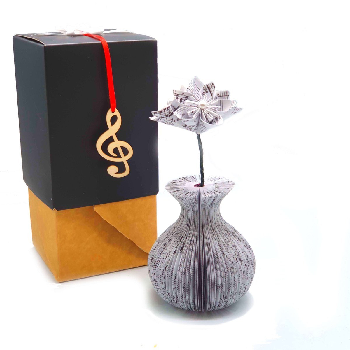 Music Vase and Flowers Book Gift creatoncrafts.com/products/music… #CreatonCrafts #mhhsbd #Shopify #PaperVase