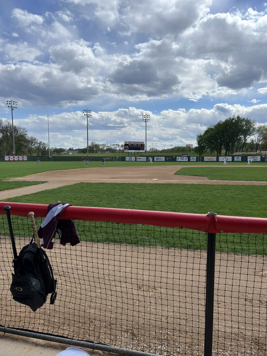 GFCBaseball's tweet image. Beautiful day for baseball! We’re ready to go back to back at the Jack 
⏰Varsity @ 5
⏰JV @ 7