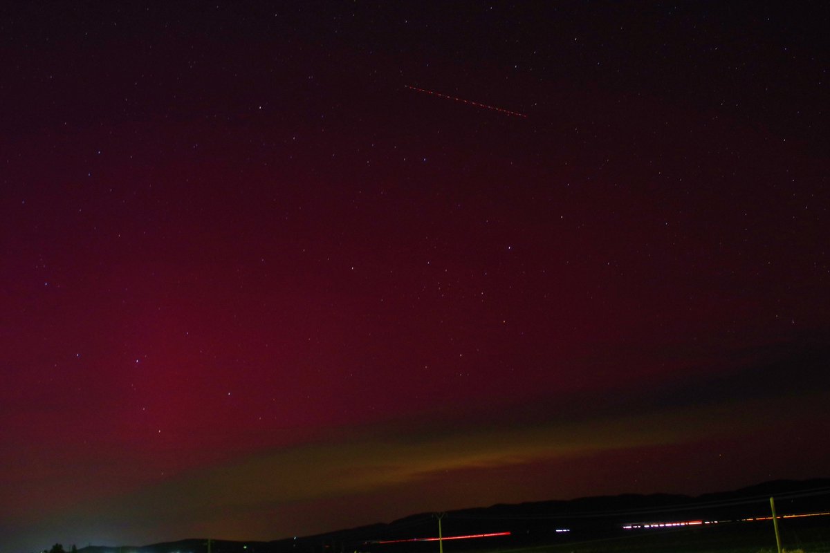 Noche de aurora boreal desde el Observatorio de Torremocha del Jiloca (Teruel, España), a 40 º N de latitud 😎