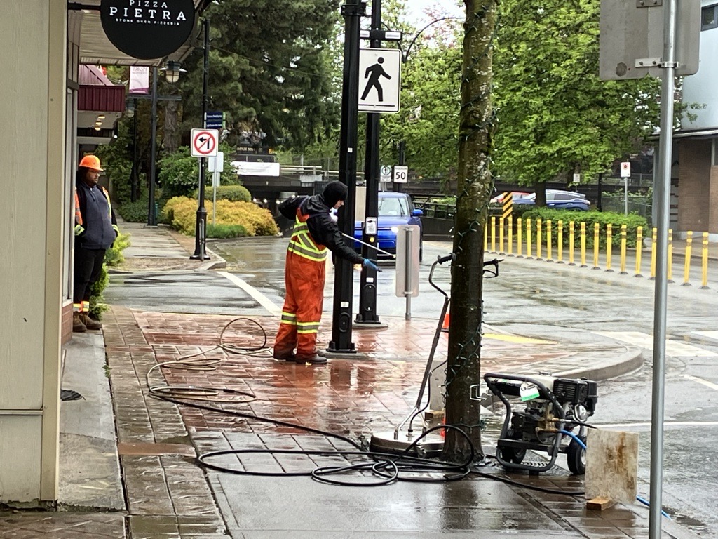 Making the streets sparkle! ✨ Last week the Streets Crew completed sidewalk cleaning on both sides of Shaughnessy St, from Wilson Avenue to the underpass. Part of their efforts maintain and keep our community clean!

#PortCoquitlam #CityOfPoCo