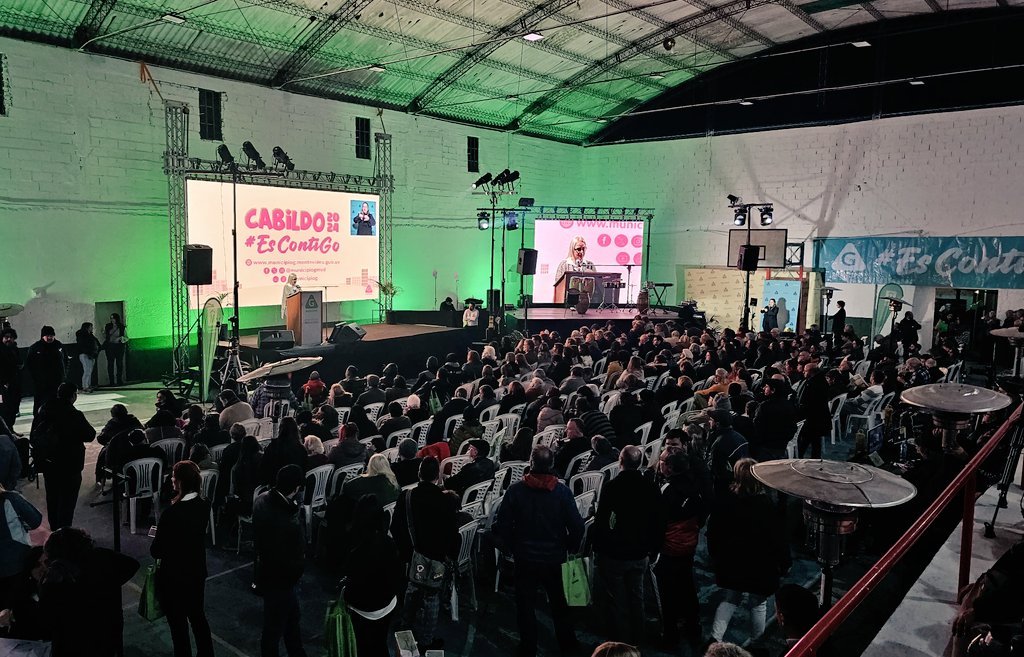 Hoy fue el último Cabildo de este período, un espacio vital para construir ciudadanía. Felicitaciones alcaldesa <a href="/letidetorres/">Leticia de Torres</a> y concejo por esta gran gestión.
Un orgullo acompañar la rendición de una gestión que tiene como centro a la gente. Como dice el <a href="/MunicipioGMvd/">Municipio G</a> #escontigo