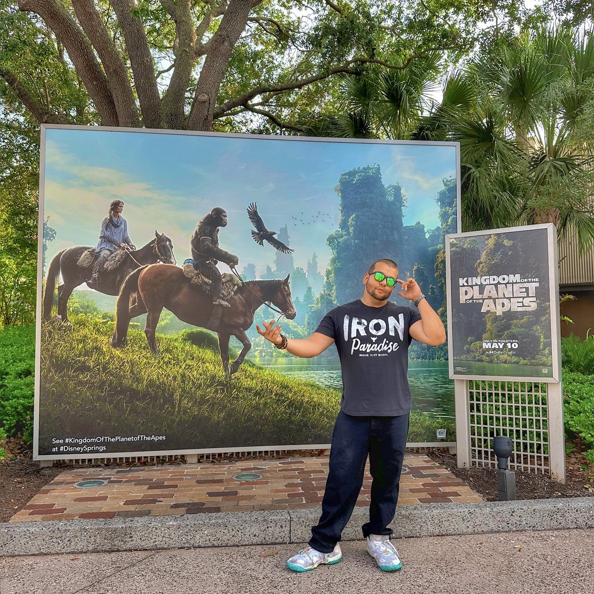 Happy Kingdom Of The Planet Of The Apes Day! What A Wonderful Day! 🦍
.
#AMCTheatres #AMCApes #atAMC
#DisneySprings #PlanetOfTheApes
#TuckDoesDisney #DisneyBlogger
#KingdomOfThePlanetOfTheApes
#OrlandoFlorida #AMCTheaters 🍿