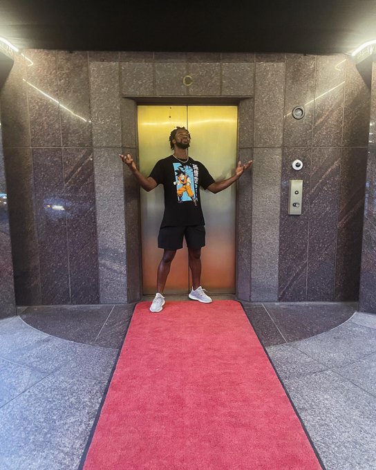 Red Carpet for a King!!!! https://t.co/98jACKhD0H<a href="/tag/newprofilepic"class="tags"><span>#newprofilepic</span></a>