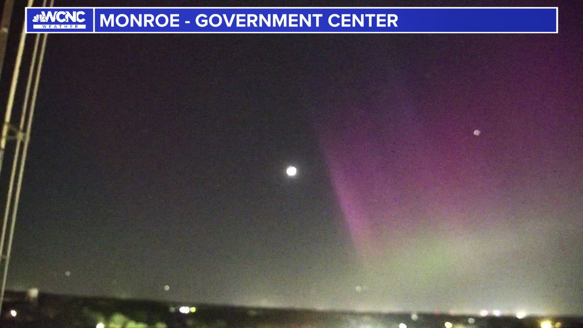 Please get outside now and look at the northern lights in the Carolinas!!!! #cltwx #ncwx #scwx #wcnc #aurora