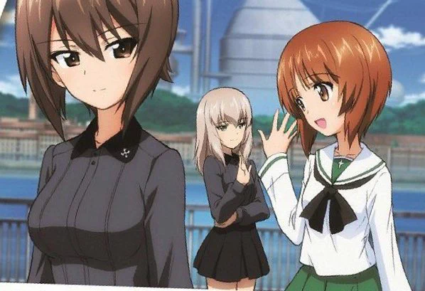 みぽさんにだけ塩対応なのは逆にいうと特別扱いしてるって事ではないだろうかエリカさんや多分2人っきりで本音で語り合うと感情溢れ出して怒っちゃったり泣いちゃったり忙しそうエリカさん 