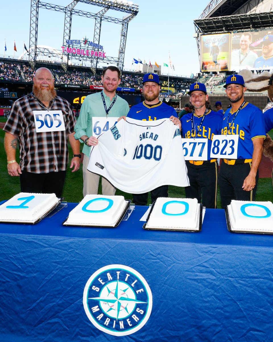 Today, we honored Mr. 1,000th Mariner Kirby Snead, with a special pregame ceremony, including some familiar faces: <a href="/BuckyJacobsen/">Bucky Jacobsen</a>, <a href="/charliefurbush/">Charlie Furbush</a>, Danny Farquhar and <a href="/KNegs17/">Kristopher Negrón</a>.