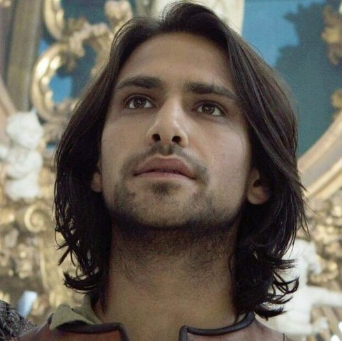 #MusketeersEurope Take me to #Church ⛪️ ... (soon in in real life?) #LukePasqualino #lucapasqualino #DArtagnan 😍 #TheMusketeers ⚜️ #Czech #Cathedral for #TheMusketeers S2ep7