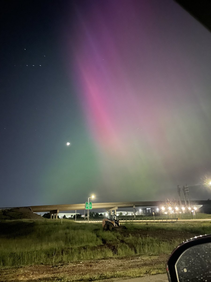 BlakeStew's tweet image. Aurora in Bowling Green! 

*Unfiltered photos*