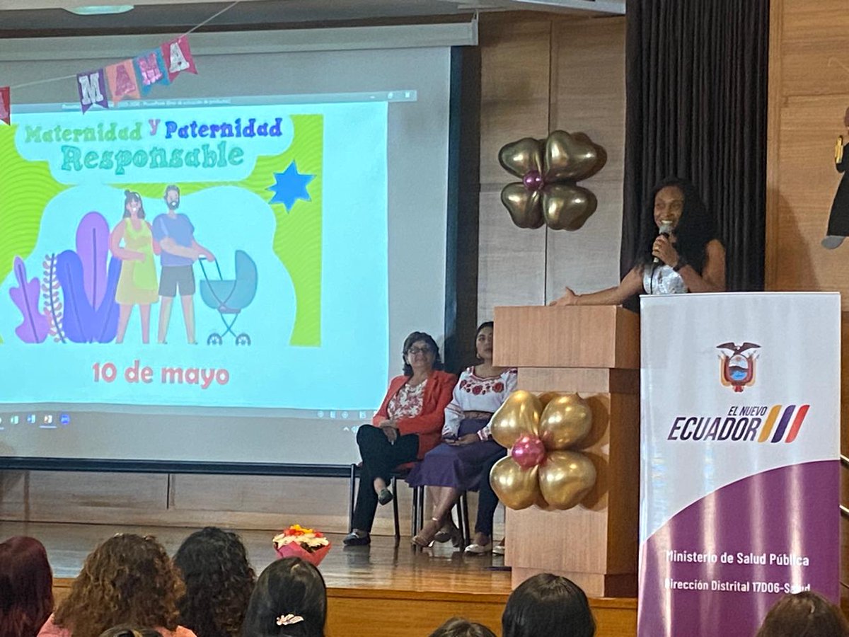 .@Salud_CZ9 y la Dirección Distrital 17D06 Salud, junto al @PSalesianoEc, organizaron el conversatorio “Empoderando Decisiones, Maternidad Libre y Responsable'. ↪️ En la actividad participaron madres adolescentes, profesionales de la salud y amas de casa. @DrFEncaladaC