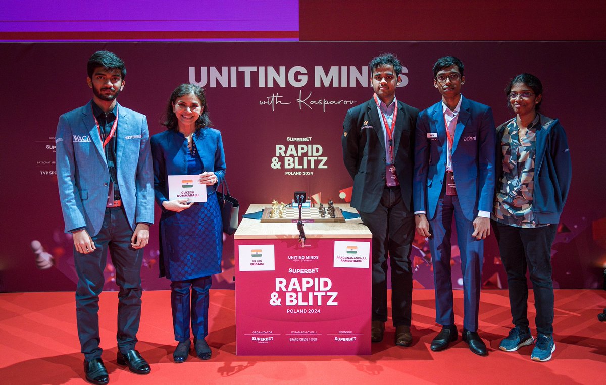 Nagma Mallick, the Indian Ambassador to Poland, visited the Superbet Grand Chess Tour and spent some time with the Indian youngsters - Gukesh, Pragg and Arjun. Photo: Lennart Ootes/Grand Chess Tour #chess #chessbaseindia #grandchesstour