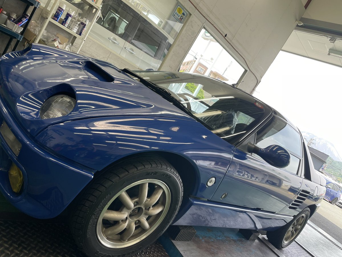 TGmoriokakita's tweet photo. 懐かしい😭
AD05(左)とAD06(右)
▲のADVANマークがまた✨
#ADVAN #AD05 #AD06 #NEOVA https://t.co/rkbJVEwzIY