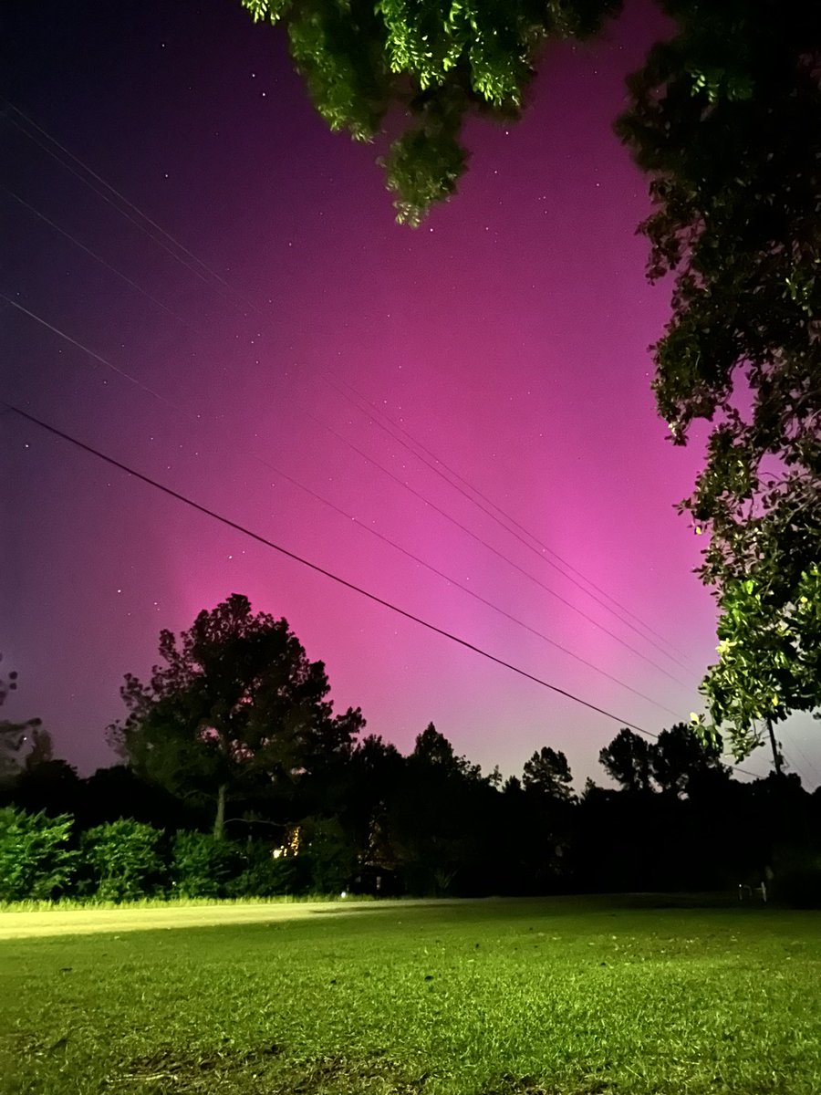FilsonRenee's tweet image. #aurora #Auroraborealis #alabama