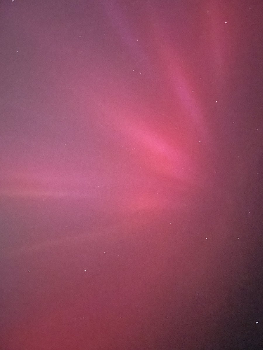North Georgia reporting in: WE HAVE NORTHERN LIGHTS 💖🤩