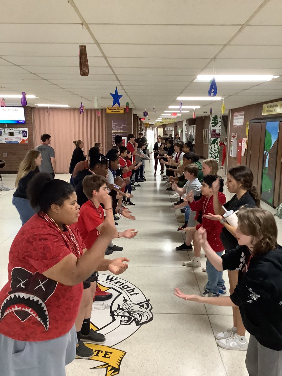 FLWWILDCATS's tweet photo. Todays emphasis is Positive Self Talk and Confidence.  School wide competition of Rock/Paper/Scissors to test confidence.  Congratulations Shaparis E!  Winner of the most beads &amp; our 🪨📄✂️2024 Champion! 🖤❤️🤍🛟 #flwwildcats #flwhopesquad #hopeweek2024 #wawmproud #TheWestWay https://t.co/bJ72shY8bv
