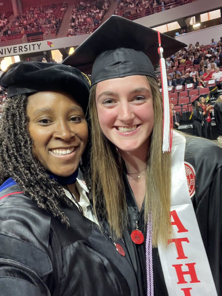 Got to congratulate former (that’s weird!) women’s basketball player, THE Kate Bullman today and it was an honor! Congrats again, @katebullman33! @RedbirdWBB