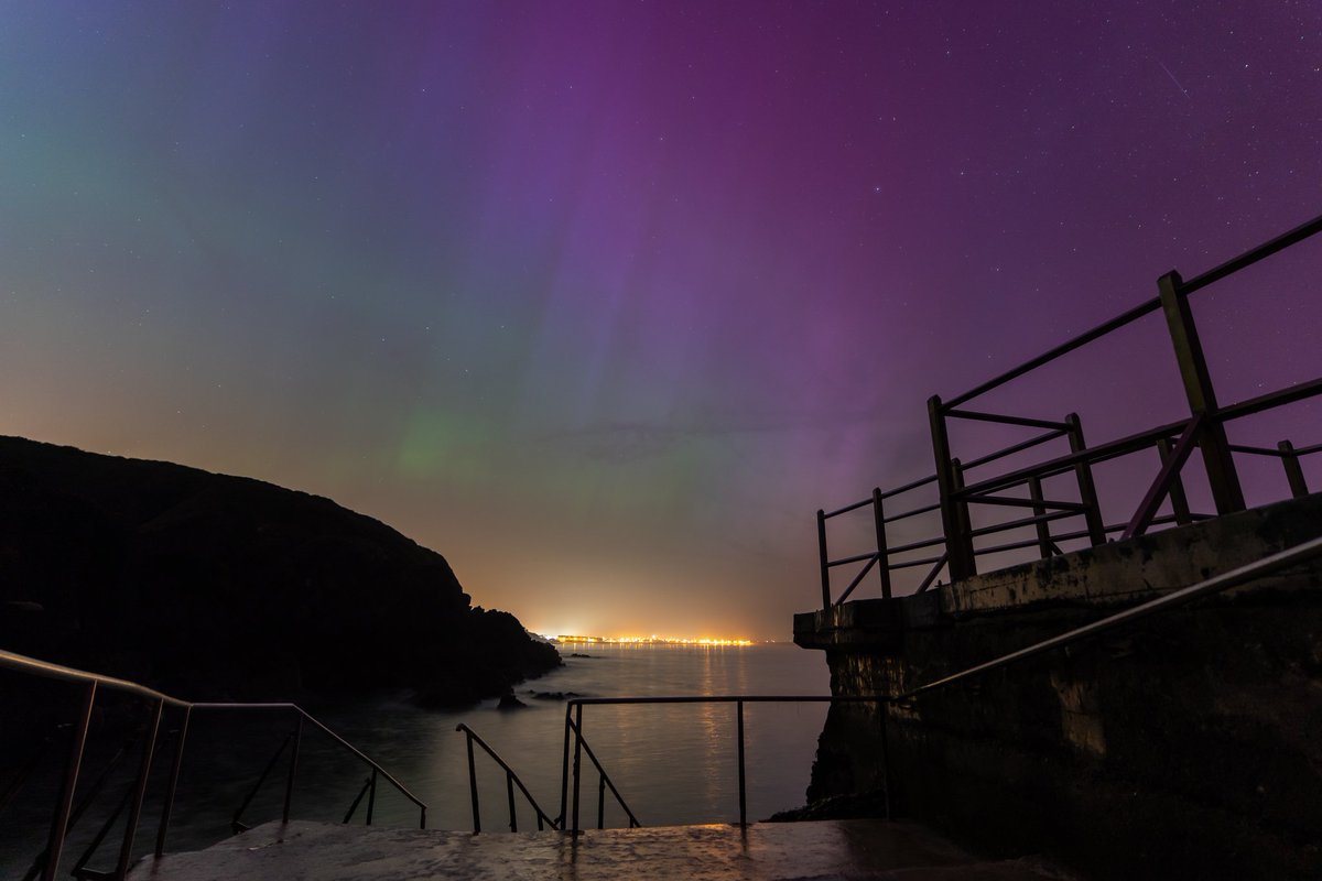 Still in disbelief what I saw tonight on the south coast. Aurora Borealis nearly every direction and straight over head at one point. The lights of Tramore were still no match for it 🤯 @wlrfm @damienwlr @beat102103