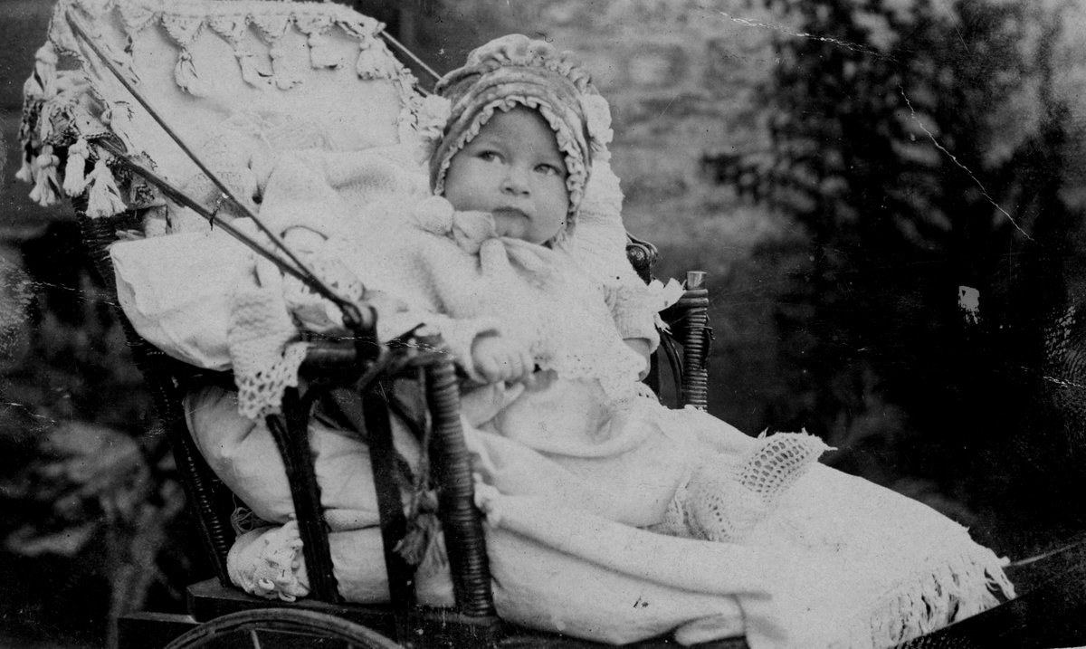 What it was like to give birth in Queensland 100 years ago? Go #BackInTime with librarian Christina Ealing-Godbold as she discusses lying-in homes, one of the options available to pregnant women in the 1920s. Listen here from 1:12:00 ow.ly/XvIR50RB2gV