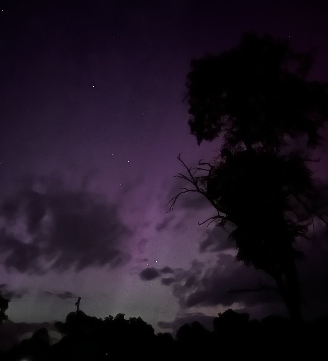 π»πͺ π©ππππππ (@tcbrower) on Twitter photo The Northern Lights! #may10th2024 #fromtheroadiliveon #nofilter #camerabatterydead #cellphonewilldo <a href="/JeffPorterWX/">Jeff Porter</a> <a href="/WillWWMT/">Meteorologist Will Haenni WWMT</a> <a href="/weathermankeith/">Keith Thompson</a> The Northern Lights! #may10th2024 #fromtheroadiliveon #nofilter #camerabatterydead #cellphonewilldo <a href="/JeffPorterWX/">Jeff Porter</a> <a href="/WillWWMT/">Meteorologist Will Haenni WWMT</a> <a href="/weathermankeith/">Keith Thompson</a>