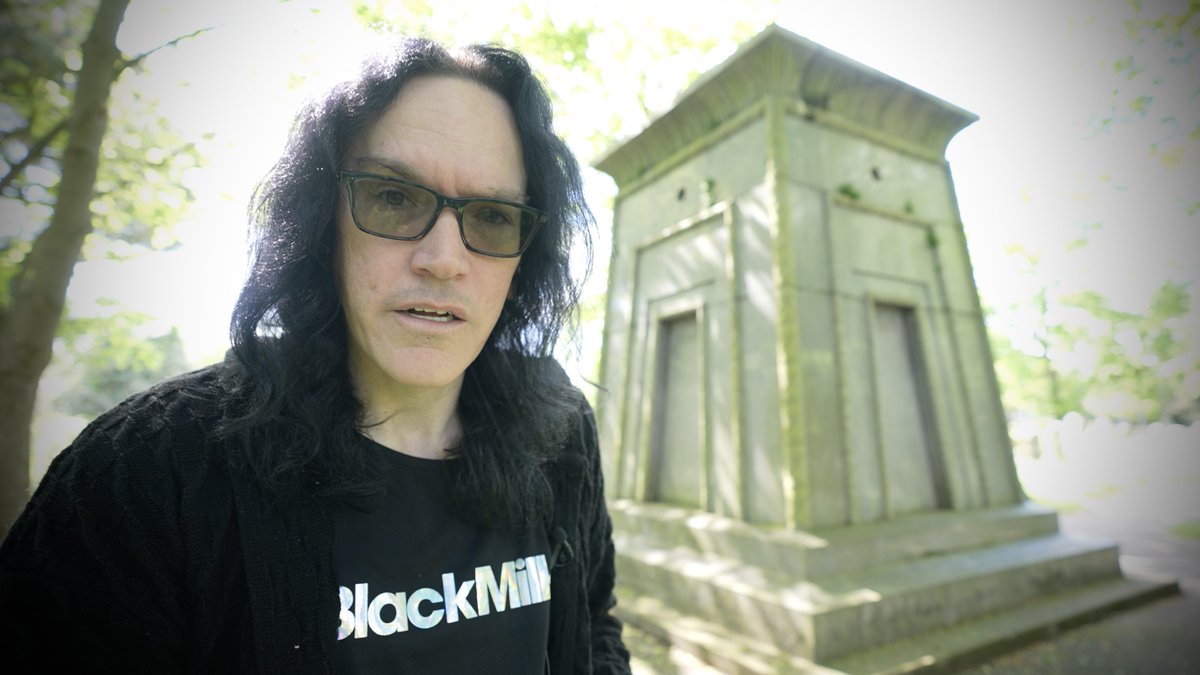 NEW video alert…Strange Graves In London - The Time Machine In A London Cemetery, is NOW available to watch on YouTube. Yes, we rebranded the video. youtu.be/0Z1zRuOzNLE?si…
