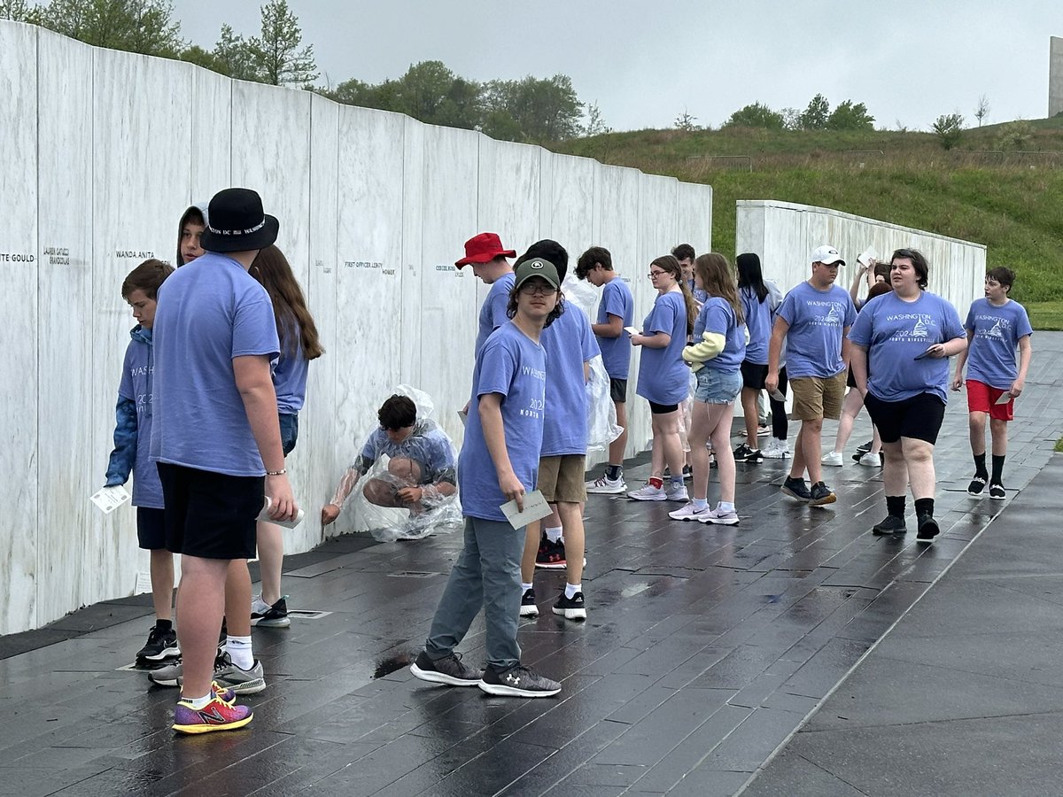 Christine Makselan tweet media