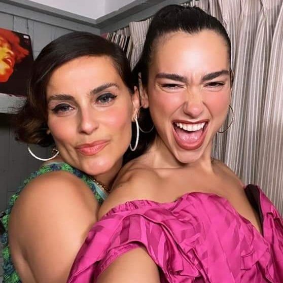 💕 | Dua Lipa tells GAY TIME she loves how "badass" Gwen Stefani, P!nk and Nelly Furtado are.

source: dua-lipa.uk/2024/05/dua-li…