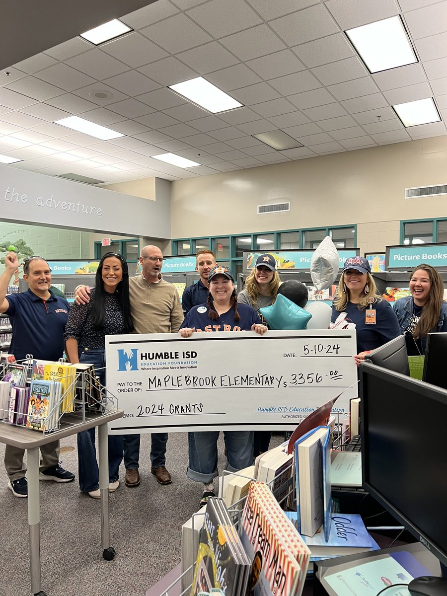 MBE Library (@mbe_library) on Twitter photo This was the cherry 🍒 on top of an amazing school year!! Thank you <a href="/HumbleISD_FDN/">HumbleISD Foundation</a>! We are going to have so much fun with our summer reading 😎 #shinealight #senditon #mbeisfamily #WeAreTheLight
#nextkidup #HumbleISDFamily
#theHumbleLibrarian
<a href="/HumbleISD/">Humble ISD</a> <a href="/HumbleISD_MBE/">Maplebrook Elem</a> This was the cherry 🍒 on top of an amazing school year!! Thank you <a href="/HumbleISD_FDN/">HumbleISD Foundation</a>! We are going to have so much fun with our summer reading 😎 #shinealight #senditon #mbeisfamily #WeAreTheLight
#nextkidup #HumbleISDFamily
#theHumbleLibrarian
<a href="/HumbleISD/">Humble ISD</a> <a href="/HumbleISD_MBE/">Maplebrook Elem</a>