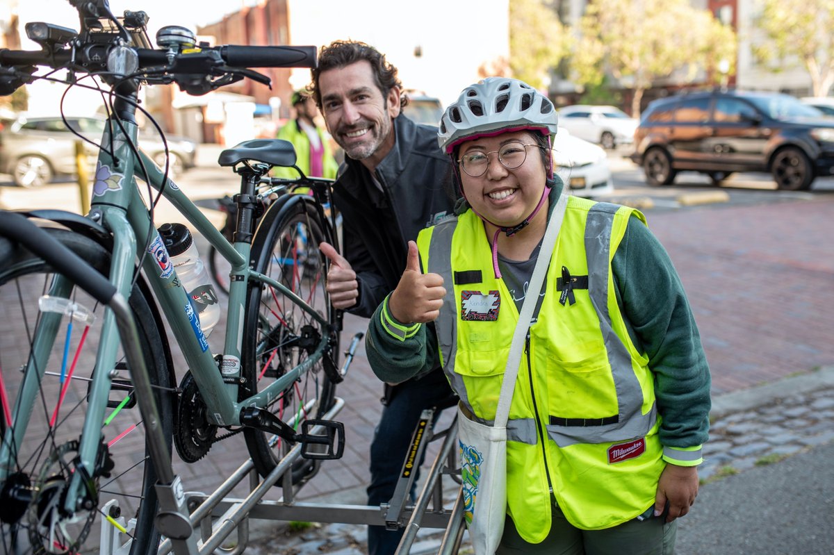 🚆 💛 🚲 

This #BikeToWhereverDays explore unfamiliar parts by rail, bus, or bike, and liberate yourself from Car Culture. 🌈 

Thank you to our sponsors @caltrainbikes @peninsulamoves @caltrain for their support!

Don't forget to Pledge to Ride: buff.ly/3US0St6