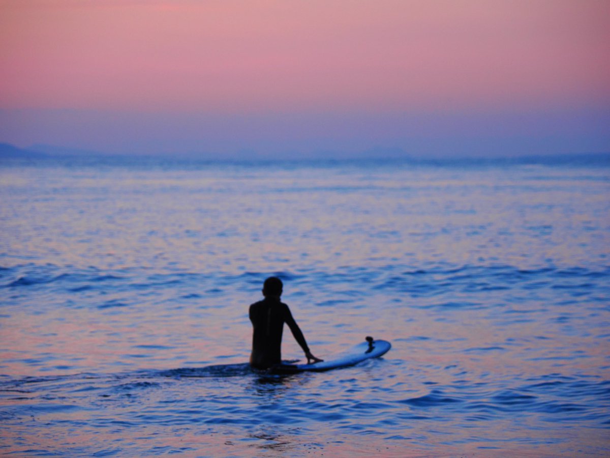 おはようございます
本日の大磯海岸からの朝日
#朝日
#神奈川 
#湘南 
#大磯
Date:2024.05.11