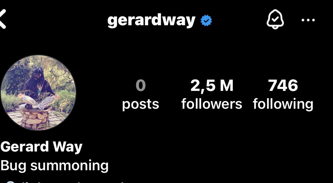 GERARD WAY ACTIVE ON INSTA 🗣️(he unfollowed 2 people)