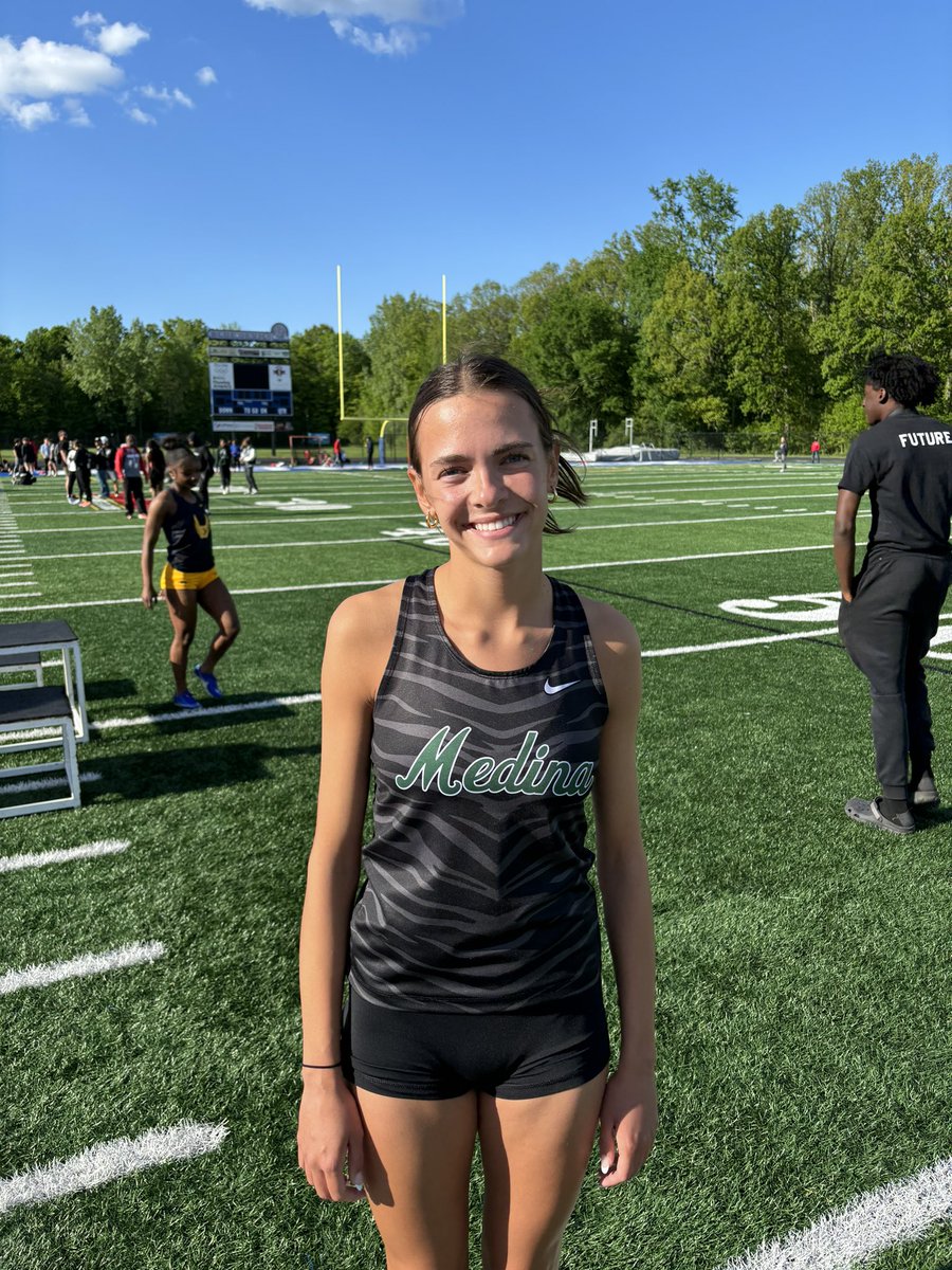 G-TR: <a href="/medinaathletics/">Medina Athletics</a> senior and perennial state qualifier <a href="/laurendawsn/">Lauren Dawson</a> is the <a href="/Ohio_GCC/">Greater Cleveland Conference</a> champion in the 100-meter hurdles.