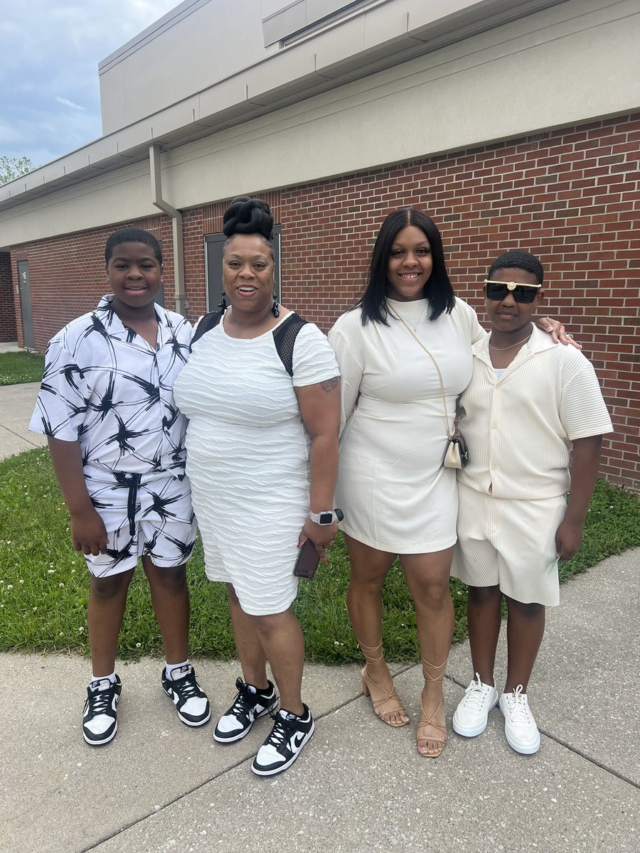 Mother Son Dance <a href="/NorthWayneElem/">Karen Boatright</a> tonight was “over the moon!” 💙✨🌙 #WeAreWayne