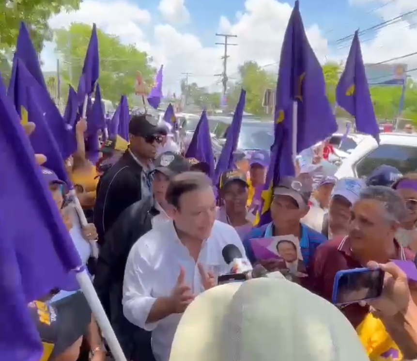 Abel y Danilo inician gran caravana que tocará cuatro provincias del Este robertocavada.com/politica/2024/… El candidato presidencial del Partido de la Liberación Dominicana (PLD), Abel Martínez, arrancó este viernes una gran caravana por las provinci...