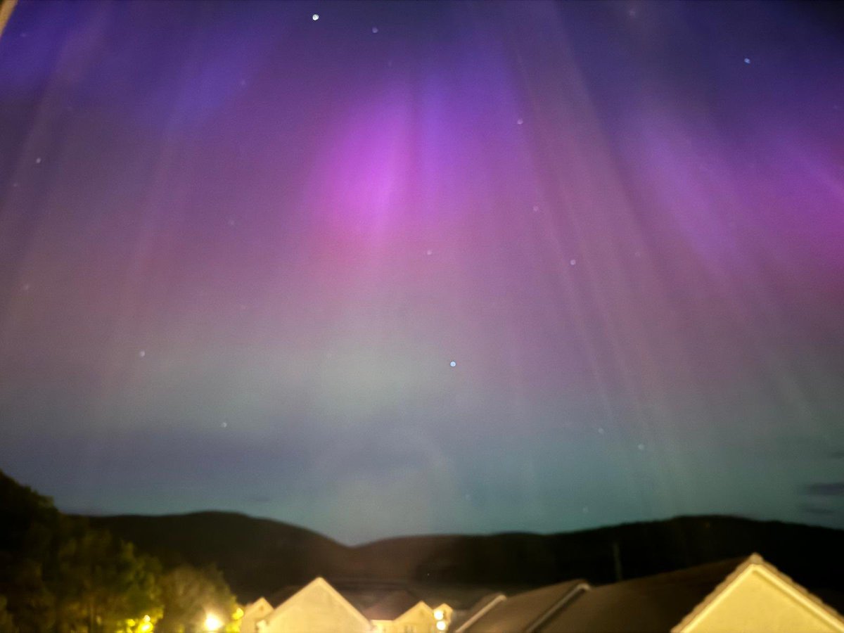 📍Edinburgh #NorthernLights