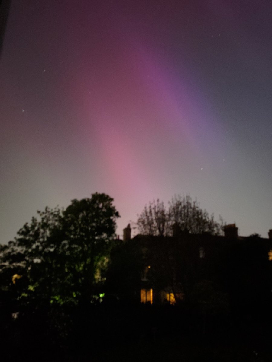 This is south-east London. I really shouldn't be seeing this, should I? (Two-second exposure).