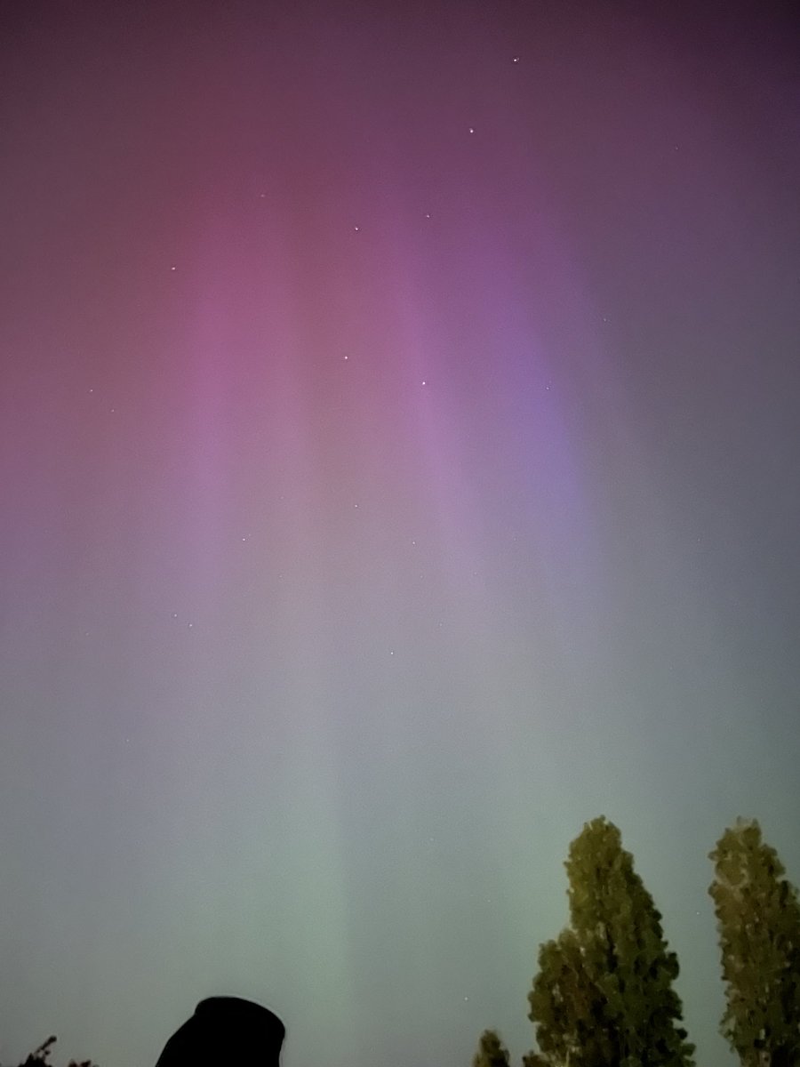 Northern lights in E17?